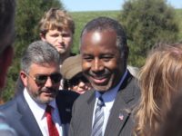 Ben Carson meeting the crowd at DMACC on October 2nd, 2015